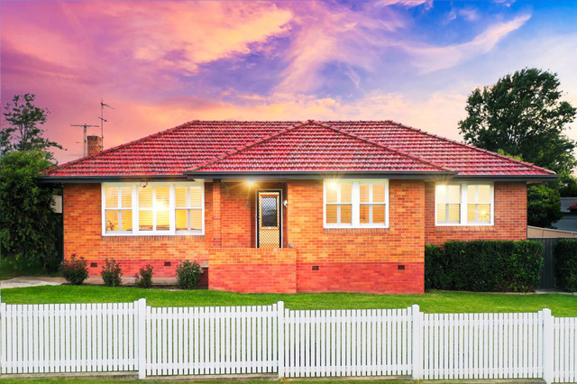 For Sale with REN Property - 5 Glover St, East Maitland NSW